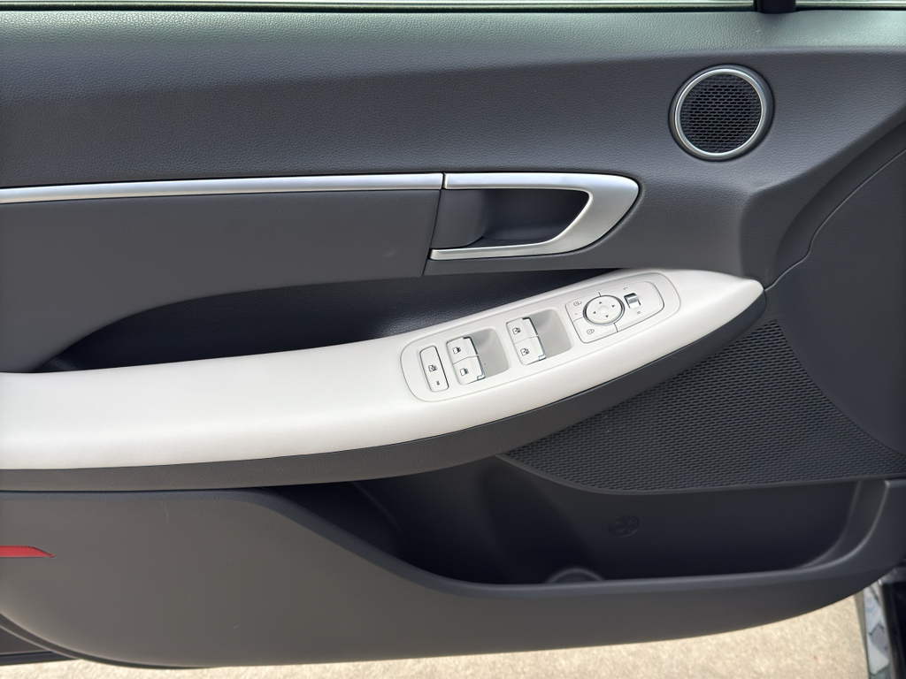 2024 Hyundai Sonata SEL - 8