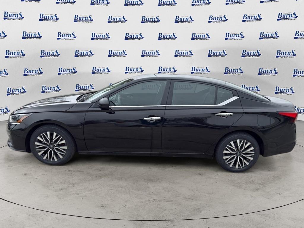 2024 Nissan Altima 2.5 SV - 3