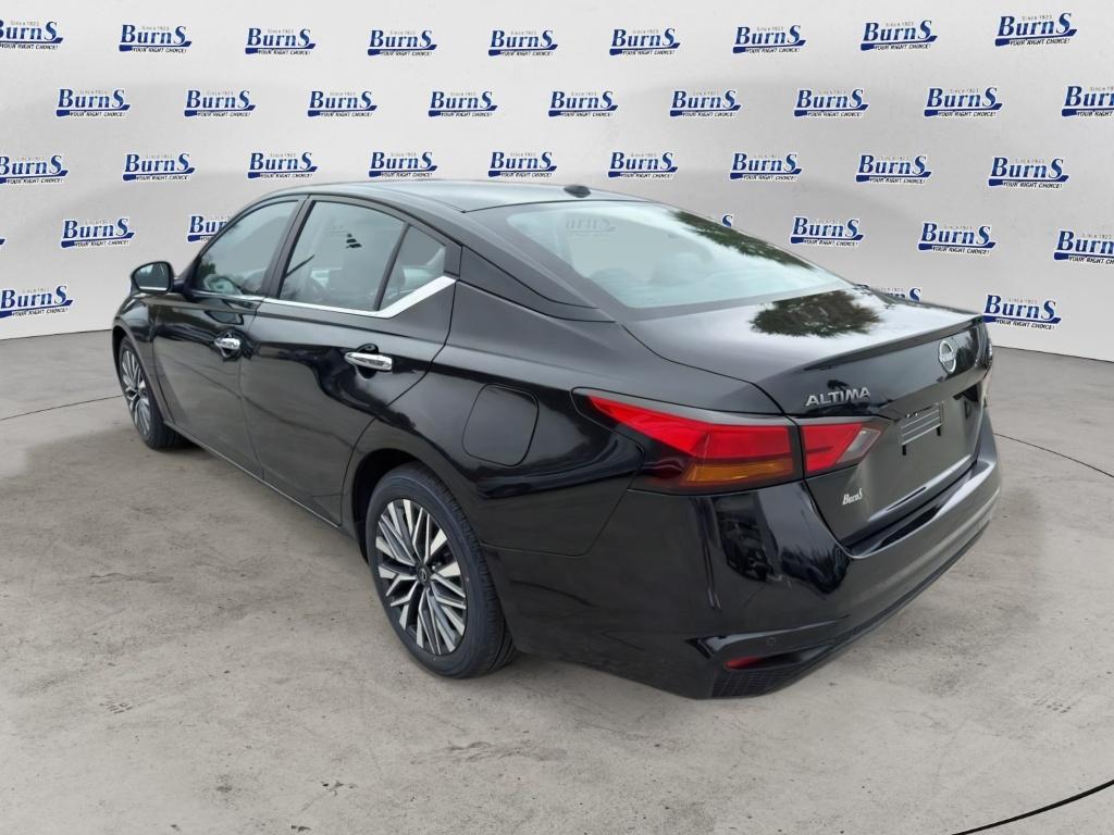 2024 Nissan Altima 2.5 SV - 4