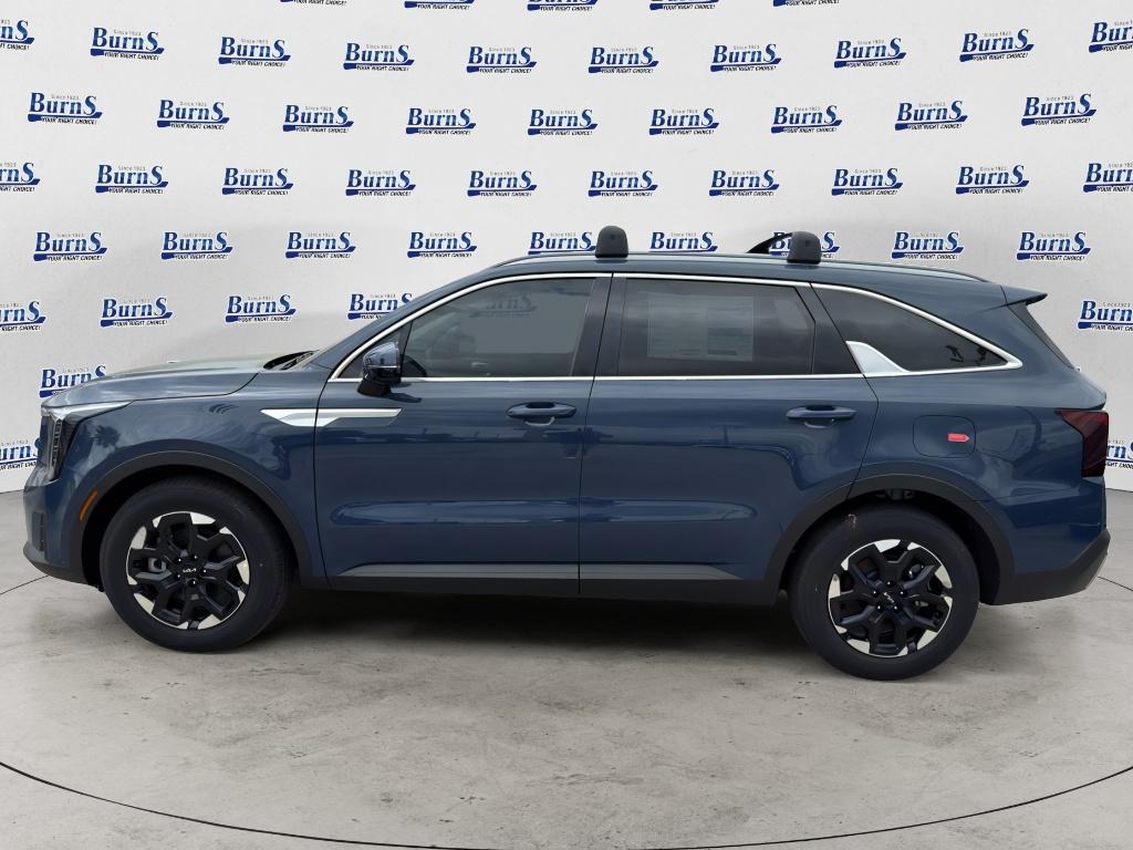 2025 Kia Sorento S - 3