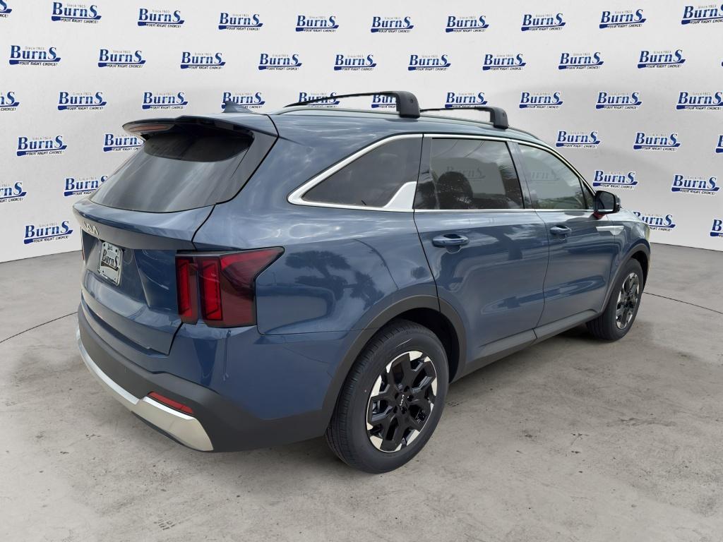 2025 Kia Sorento S - 6