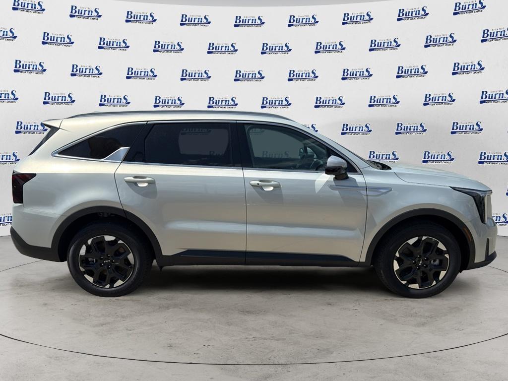 2026 Kia Sorento S - 7
