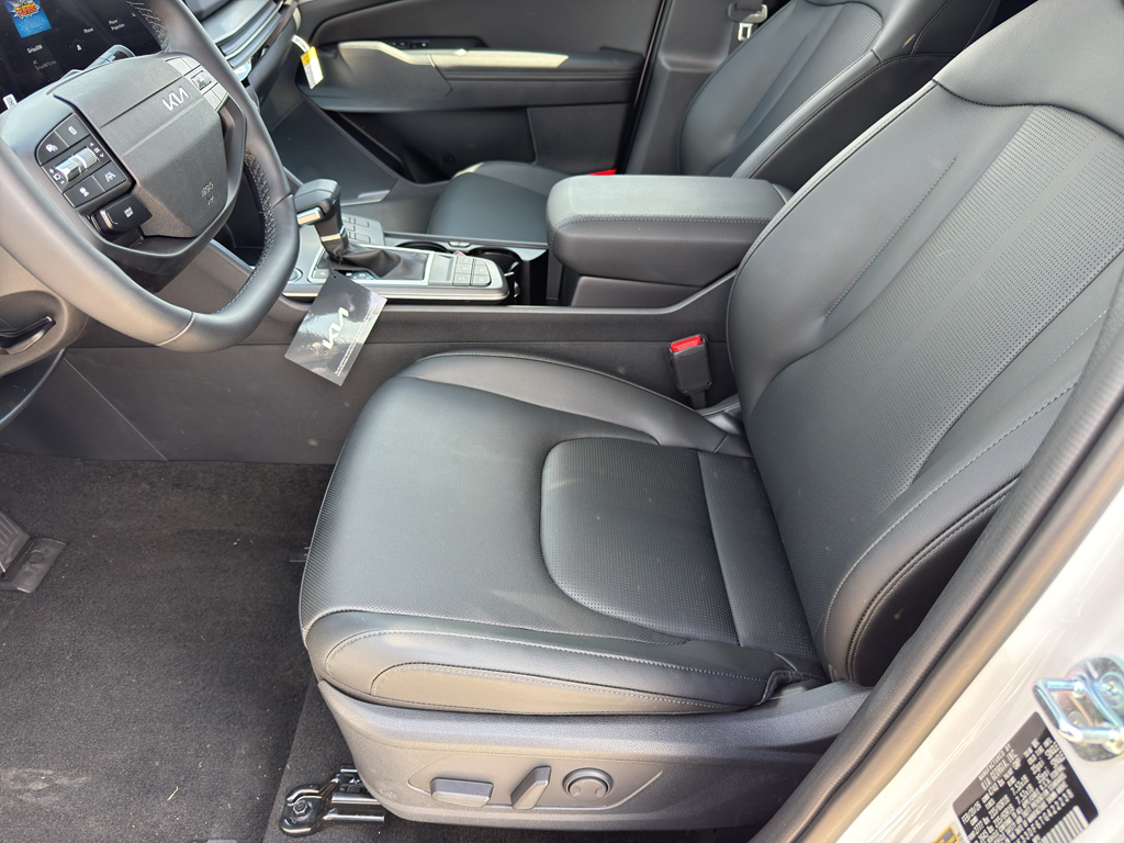 2026 Kia Sportage EX - 9