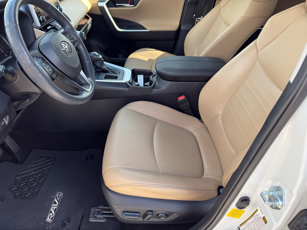 2019 Toyota RAV4 Limited - 10