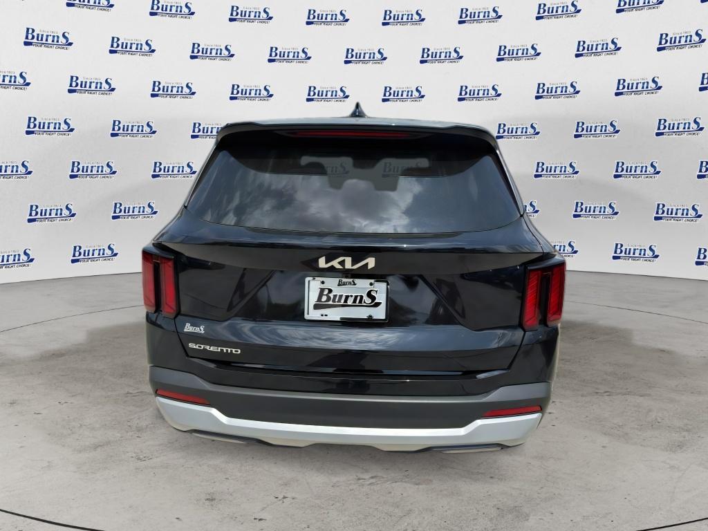 2026 Kia Sorento LX - 5