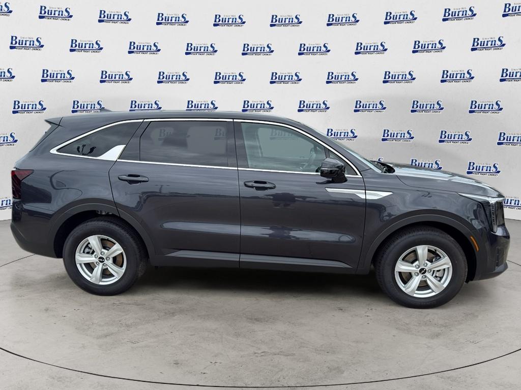 2026 Kia Sorento LX - 7