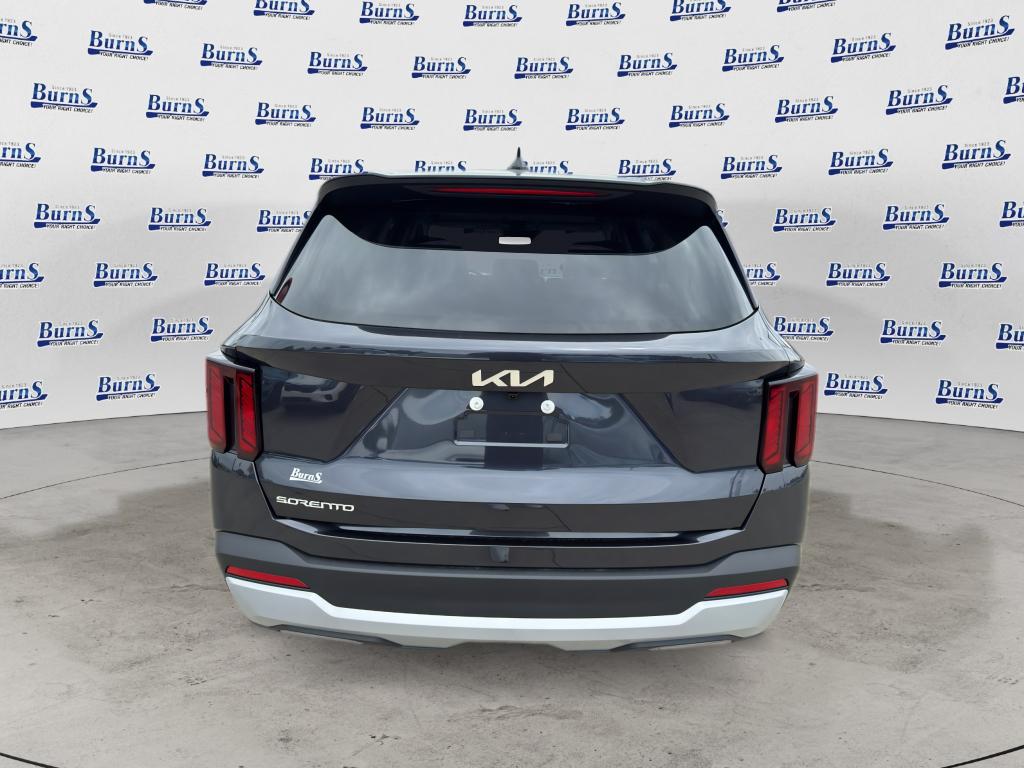 2026 Kia Sorento LX - 5