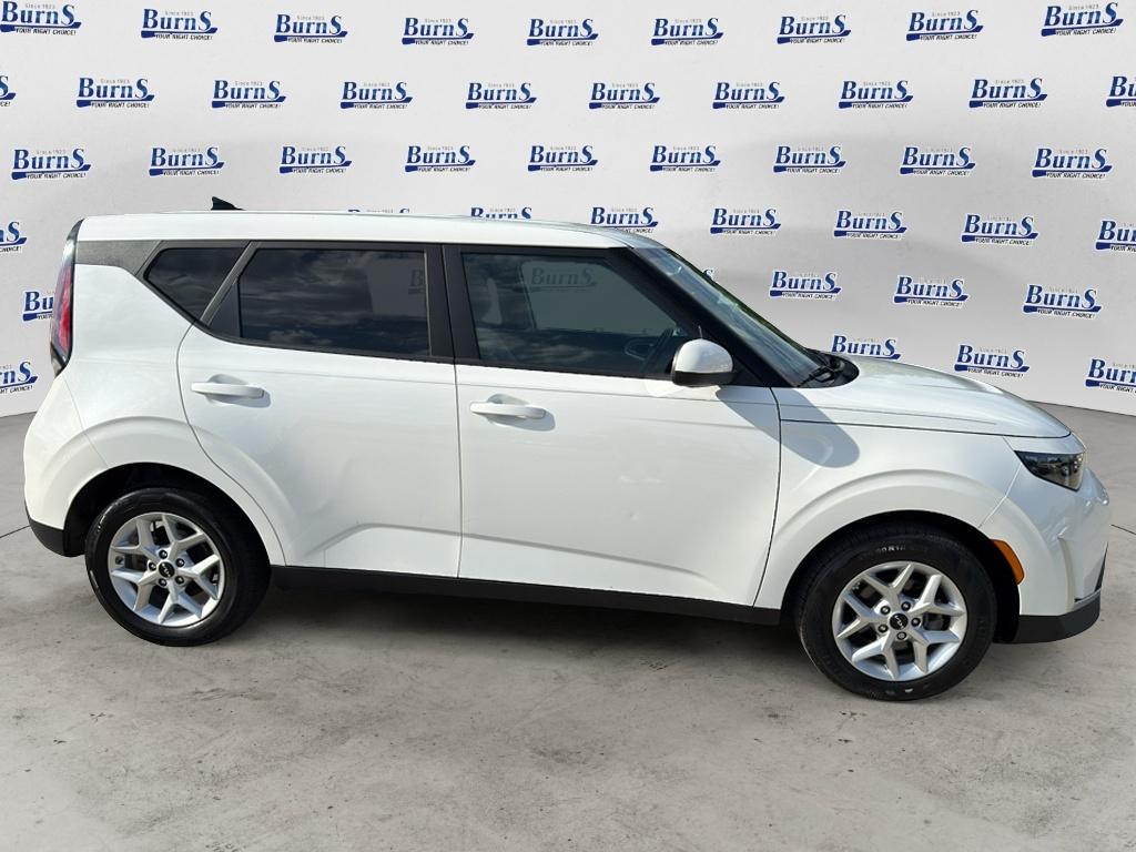 2024 Kia Soul LX - 7