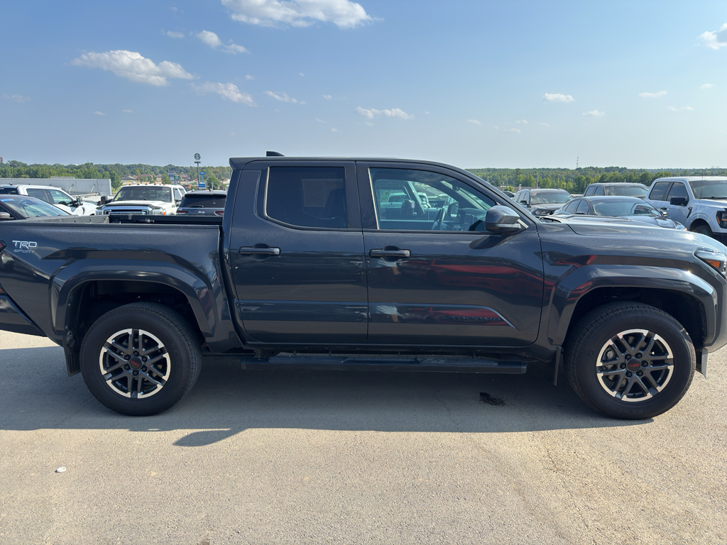2024 Toyota Tacoma TRD Sport photo 4