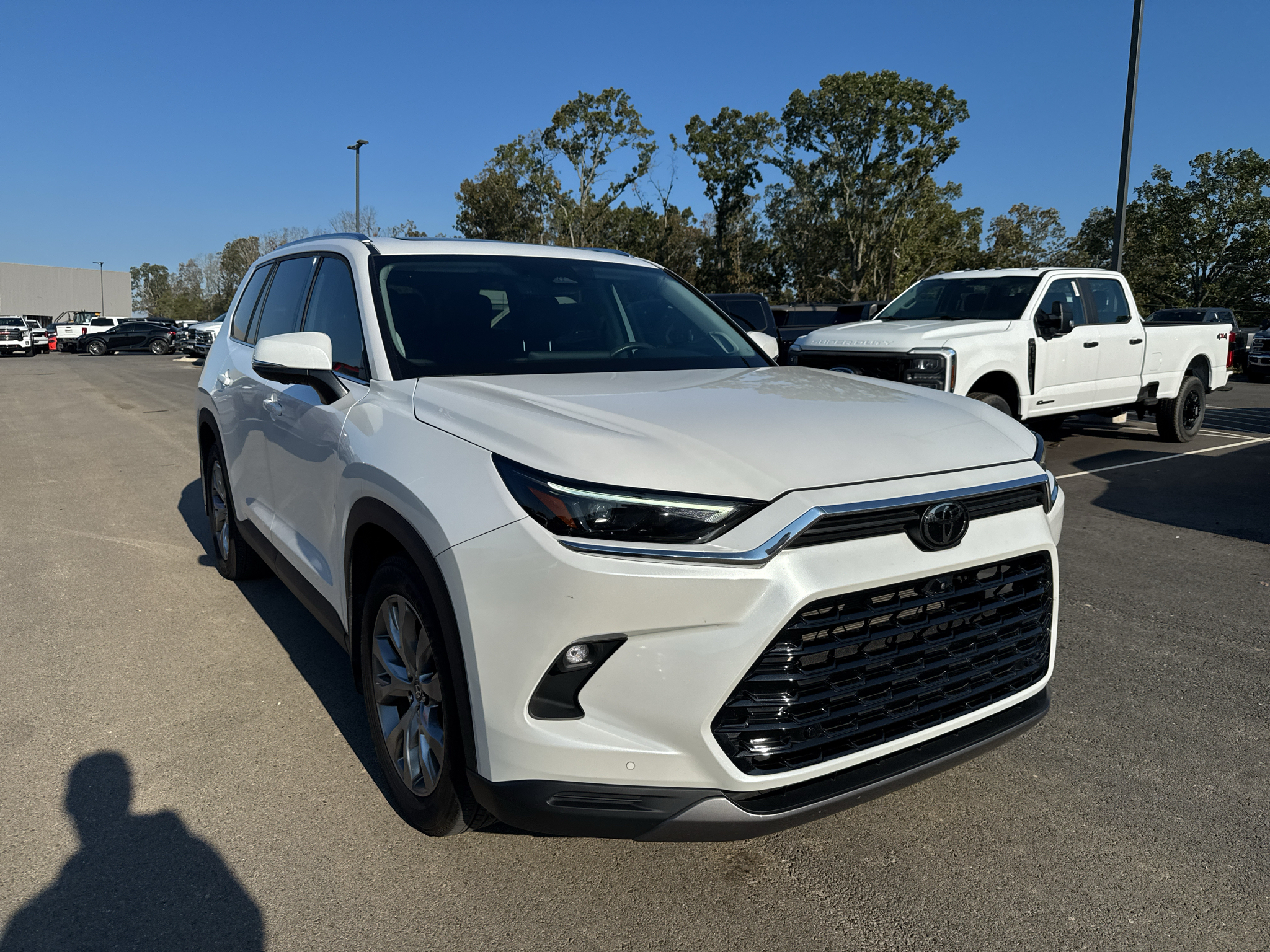 2024 Toyota Grand Highlander Limited photo 3