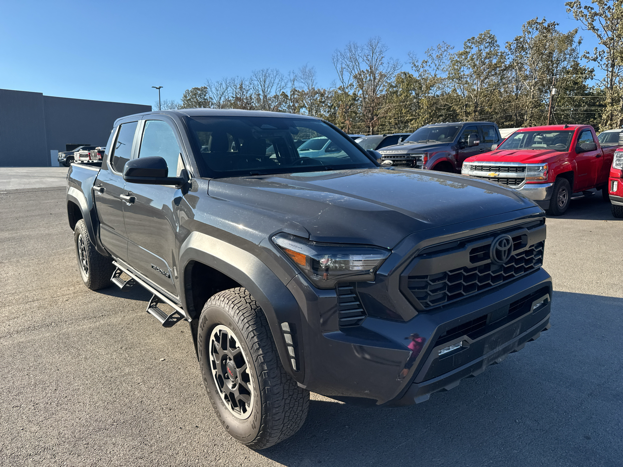 2024 Toyota Tacoma TRD Off Road photo 3
