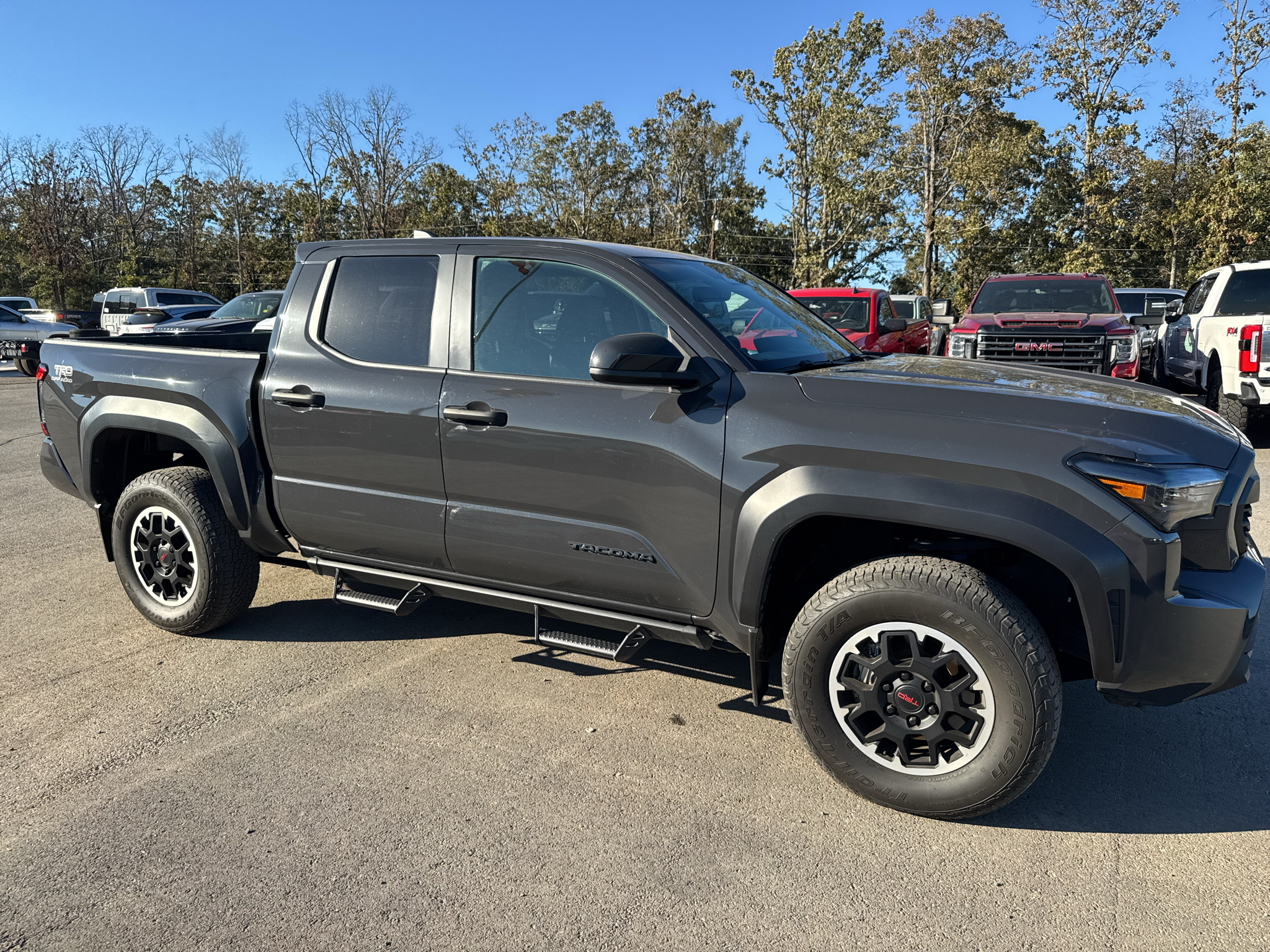 2024 Toyota Tacoma TRD Off Road photo 4