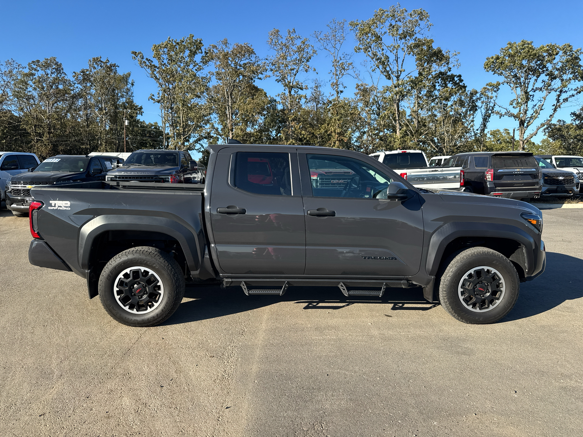 2024 Toyota Tacoma TRD Off Road photo 5