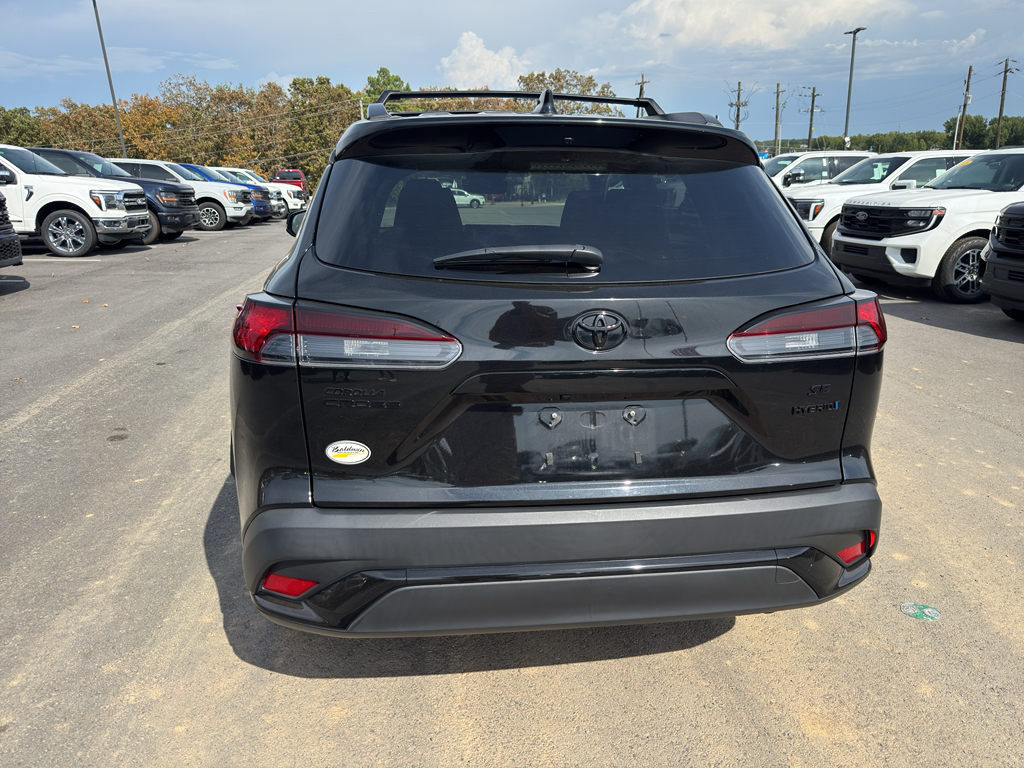 2024 Toyota Corolla Cross Hybrid Hybrid Nightshade Edition photo 6