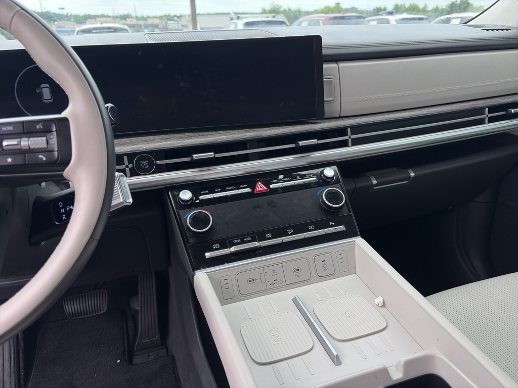 2024 Hyundai Santa Fe representative vehicle photo