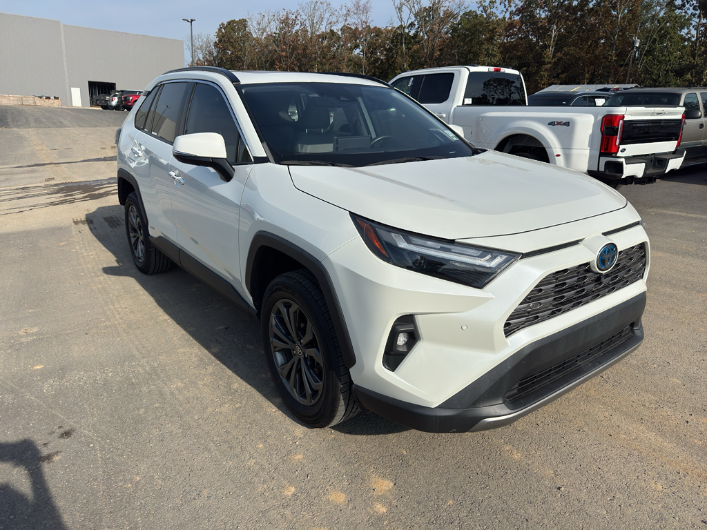 2022 Toyota RAV4 Hybrid Limited photo 3