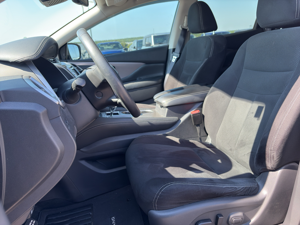 2021 Nissan Murano representative vehicle photo