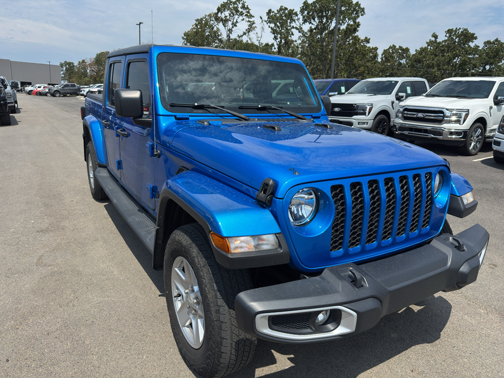 2022 Jeep Gladiator Sport S photo 3