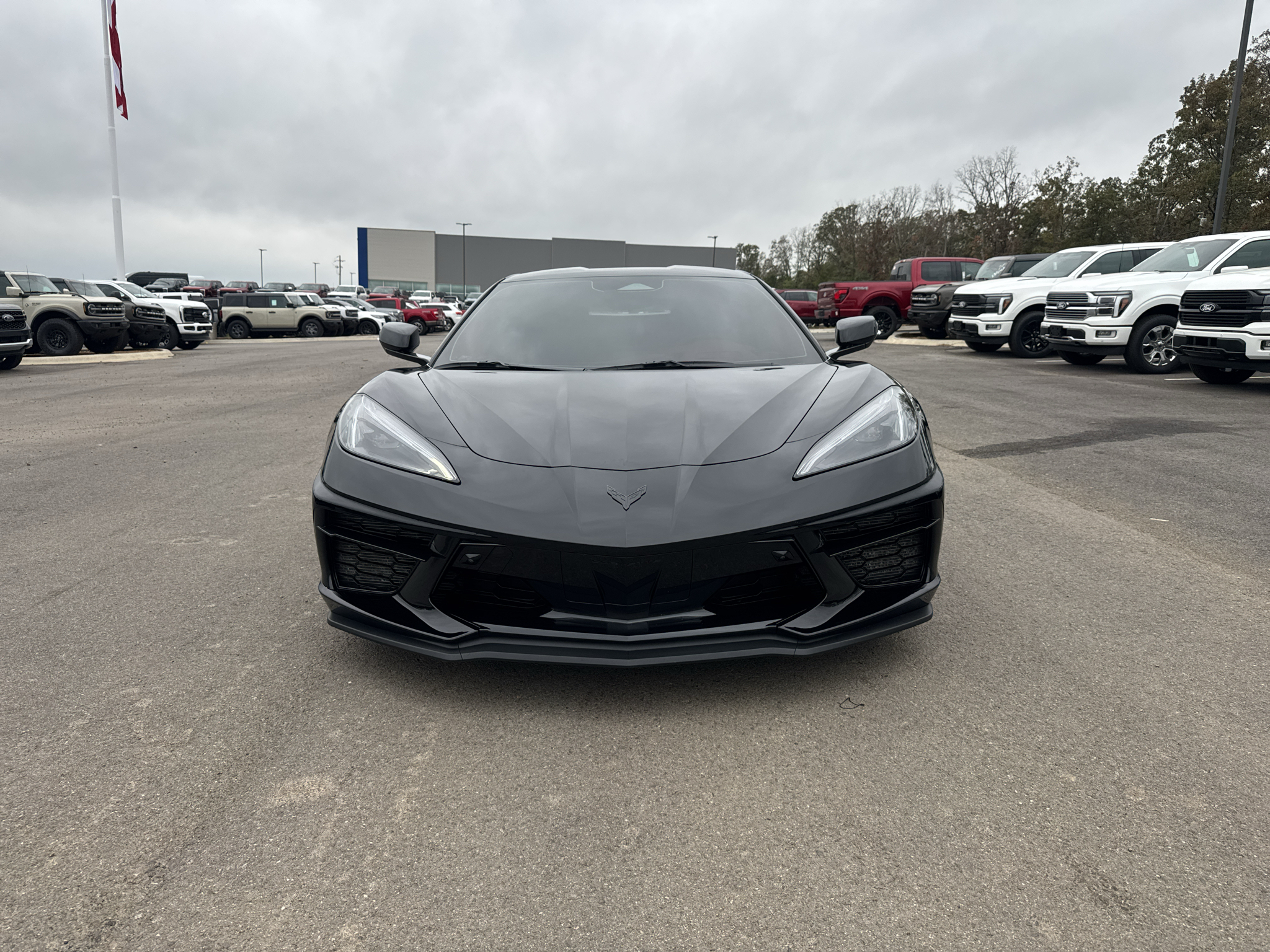 2024 Chevrolet Corvette Stingray 3LT photo 2