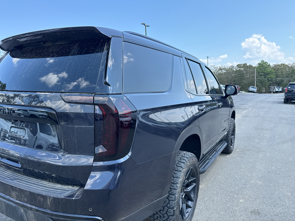 2024 GMC Yukon Denali photo 5