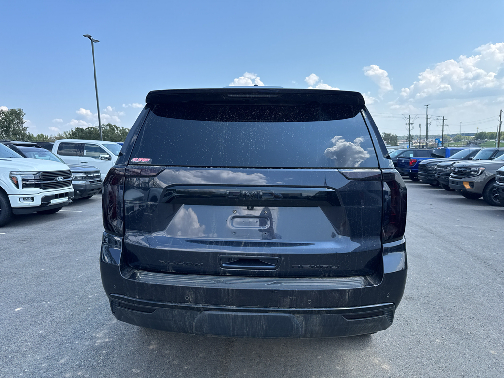 2024 GMC Yukon Denali photo 6