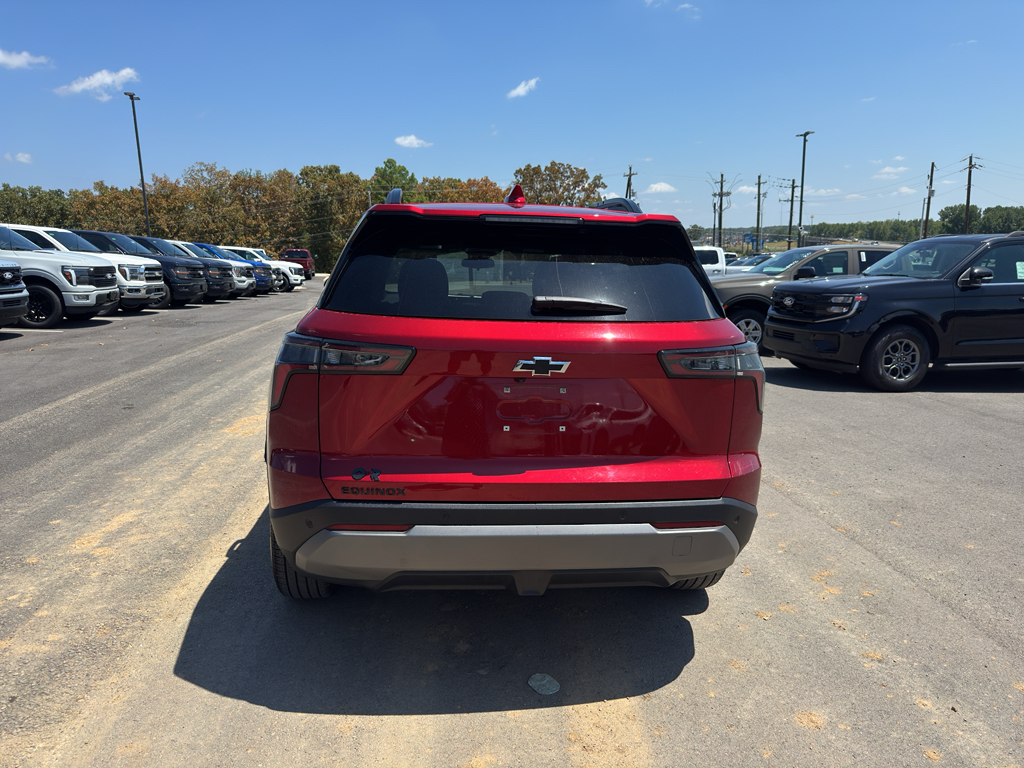 2026 Chevrolet Equinox FWD LT photo 6