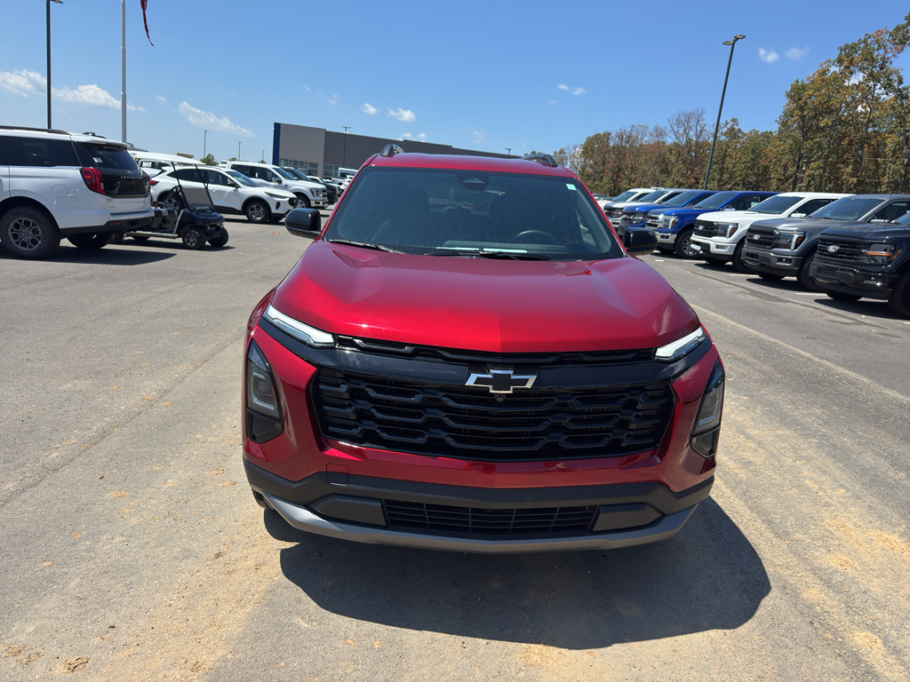 2026 Chevrolet Equinox FWD LT photo 2