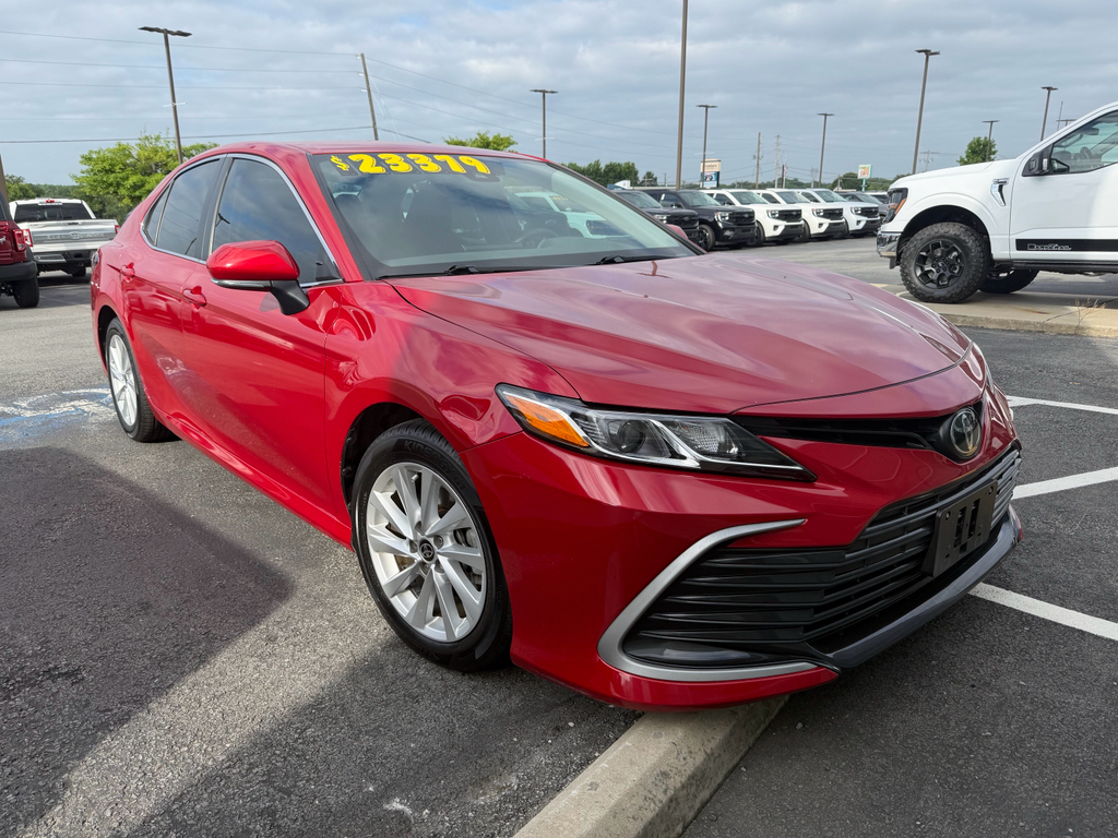 2024 Toyota Camry LE photo 2