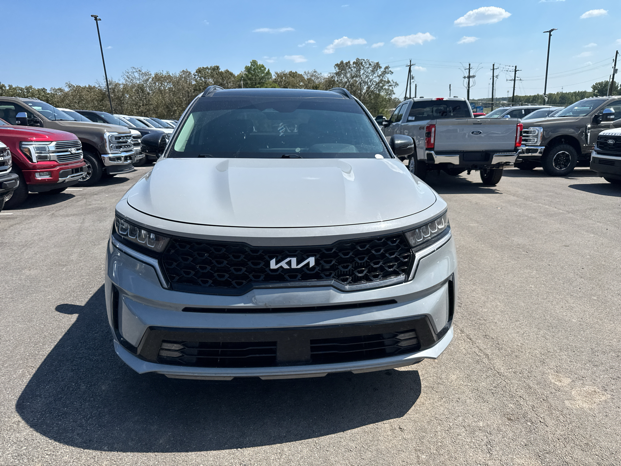 2022 Kia Sorento EX photo 2
