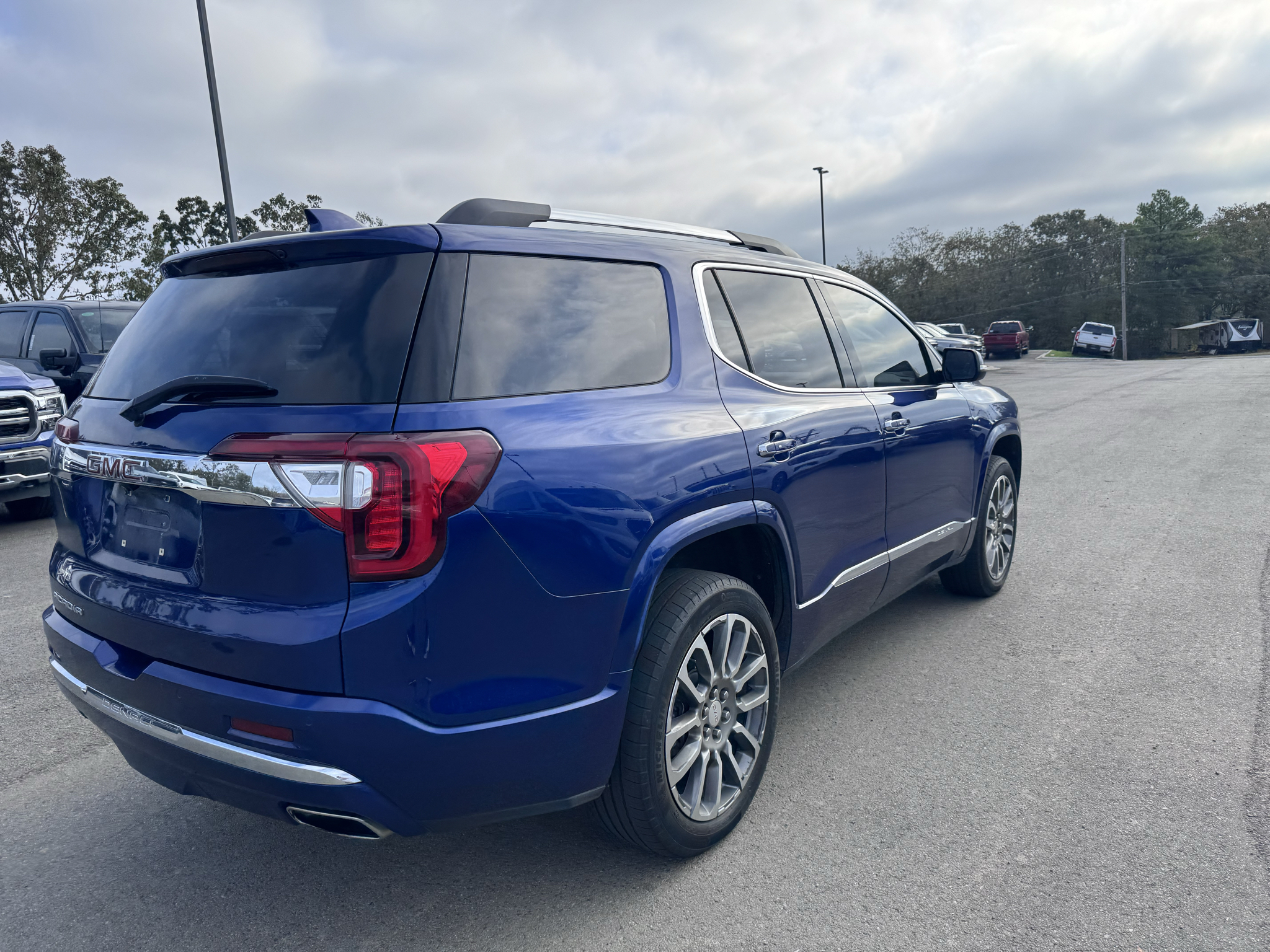 2023 GMC Acadia Denali photo 6