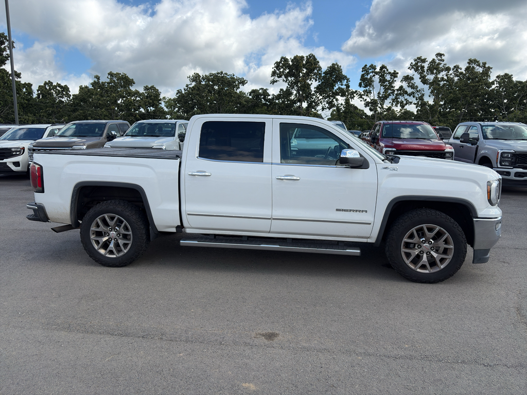 2017 GMC Sierra SLT photo 5