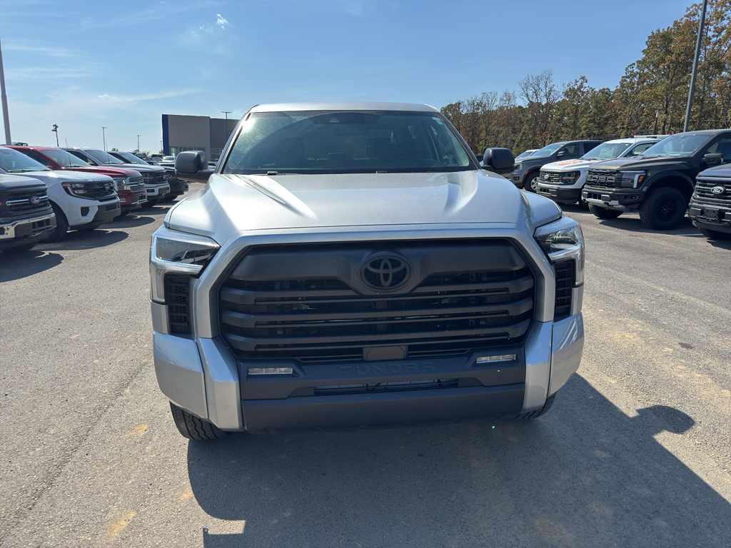 2024 Toyota Tundra SR5 photo 2