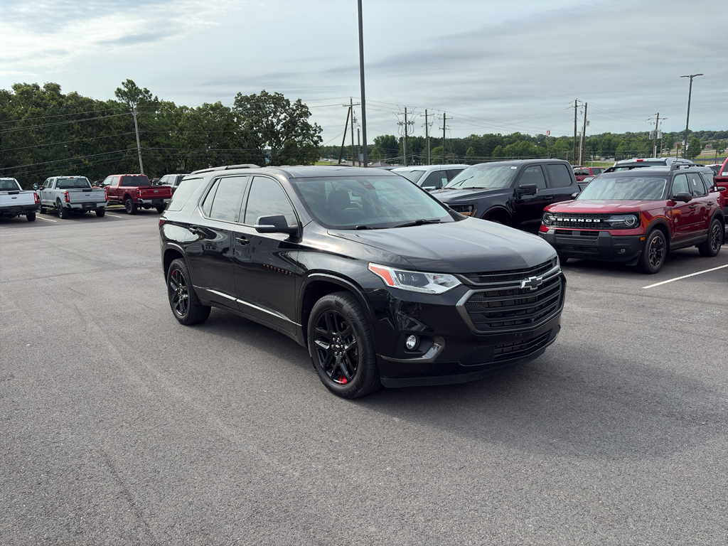 2021 Chevrolet Traverse Premier photo 4