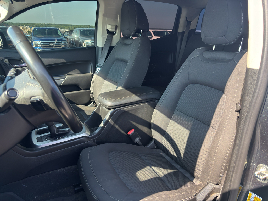 2019 Chevrolet Colorado representative vehicle photo