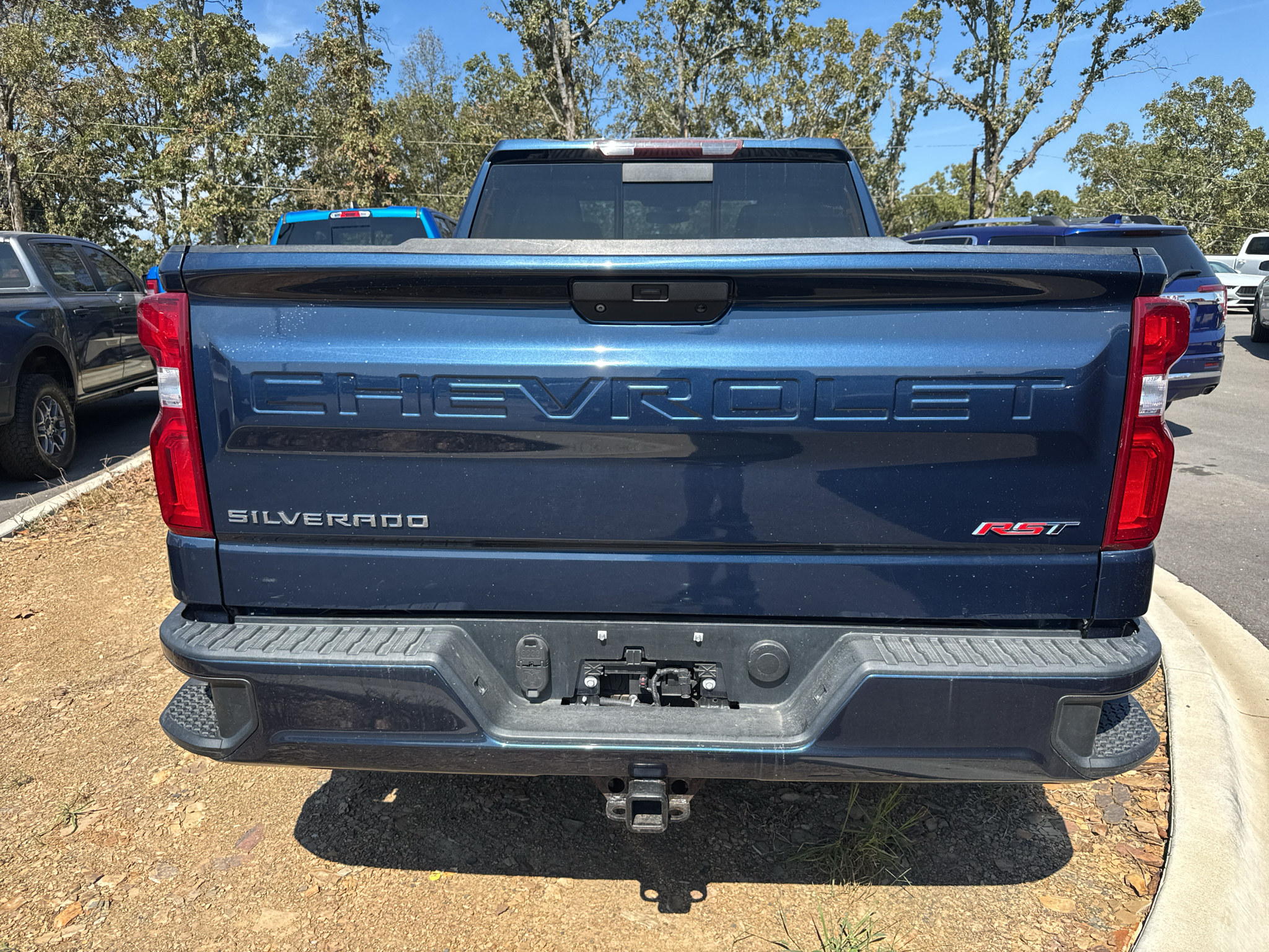 2019 Chevrolet Silverado RST photo 5