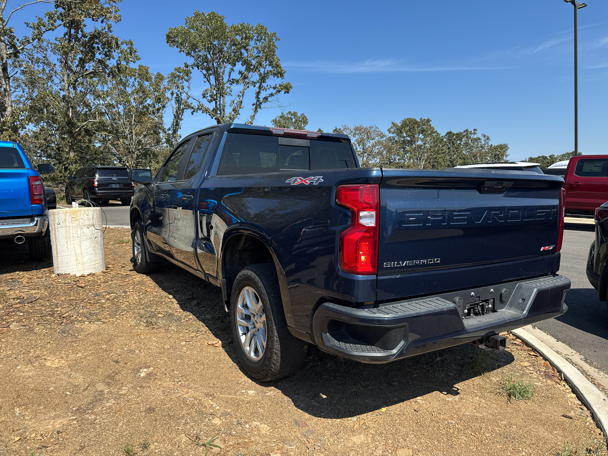 2019 Chevrolet Silverado RST photo 6