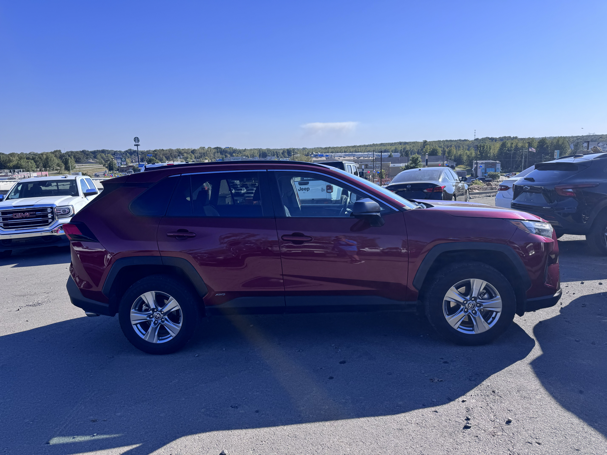 2025 Toyota RAV4 Hybrid Hybrid LE photo 5