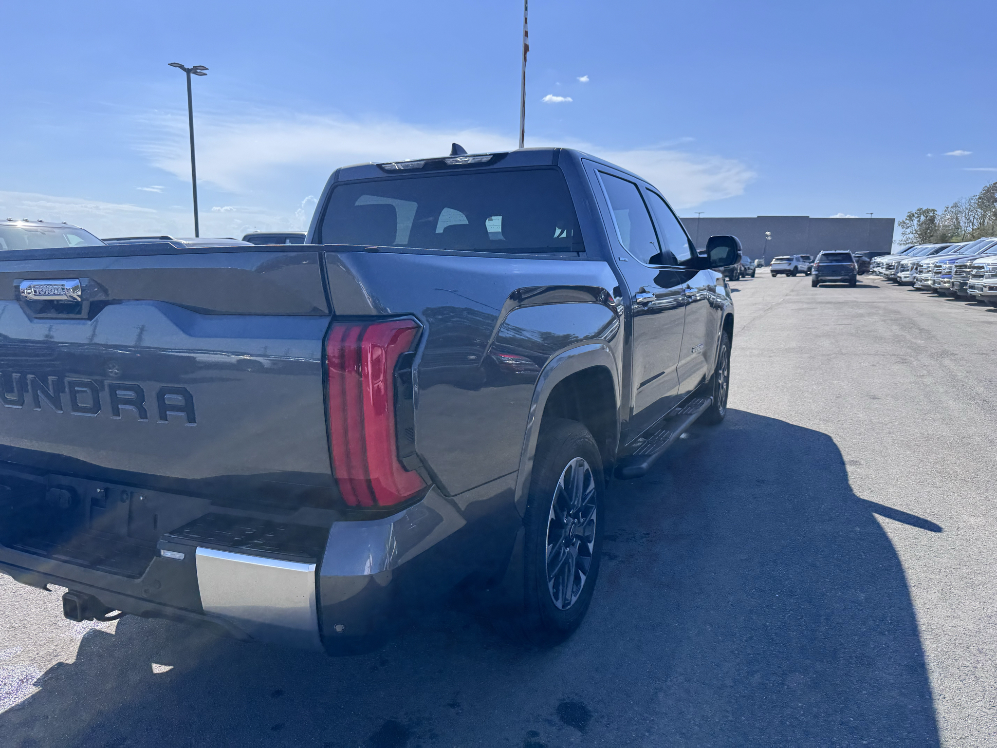 2025 Toyota Tundra Limited photo 6