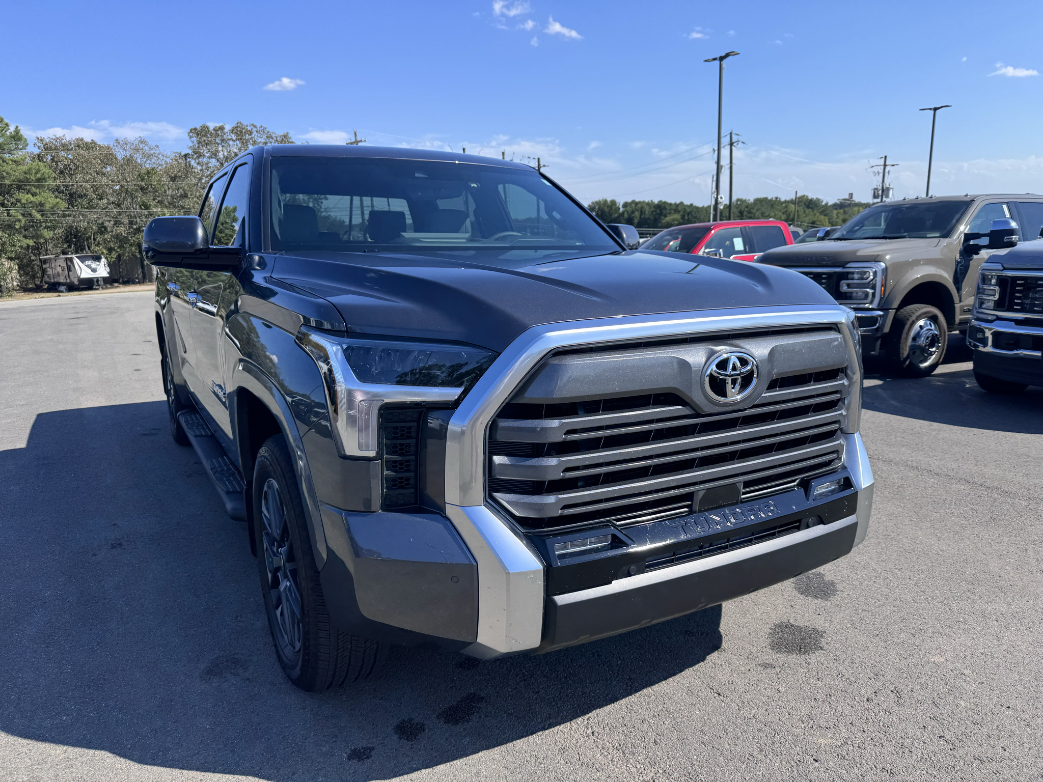 2025 Toyota Tundra Limited photo 3