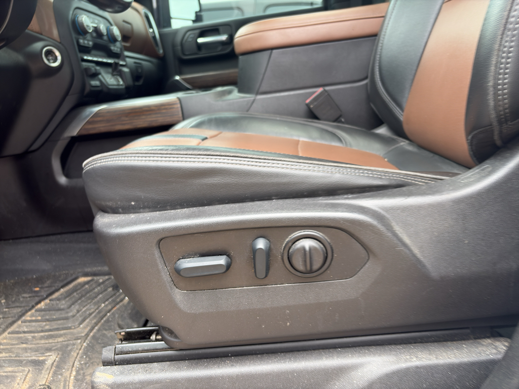 2022 Chevrolet Silverado HD representative vehicle photo