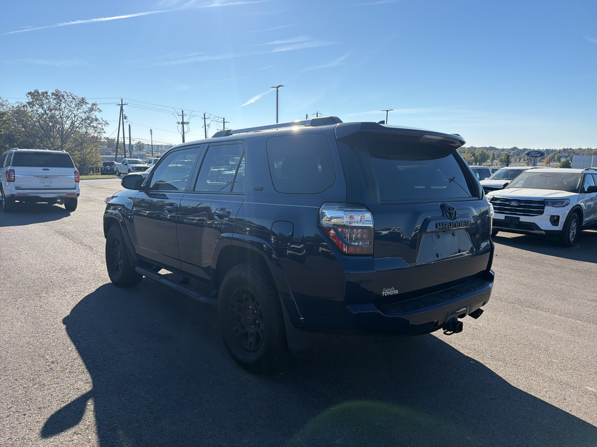 2023 Toyota 4Runner SR5 Premium photo 3