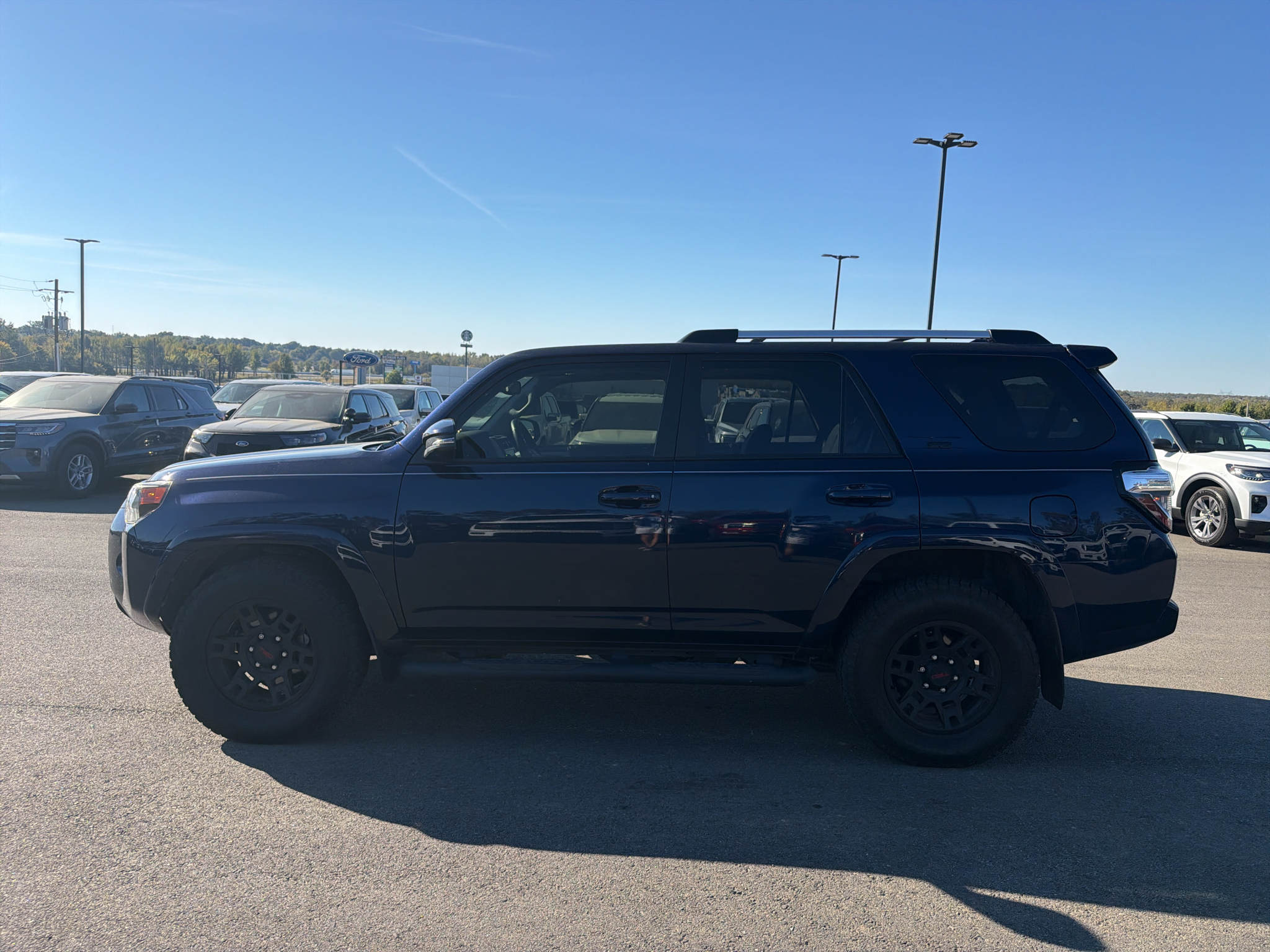 2023 Toyota 4Runner SR5 Premium photo 2