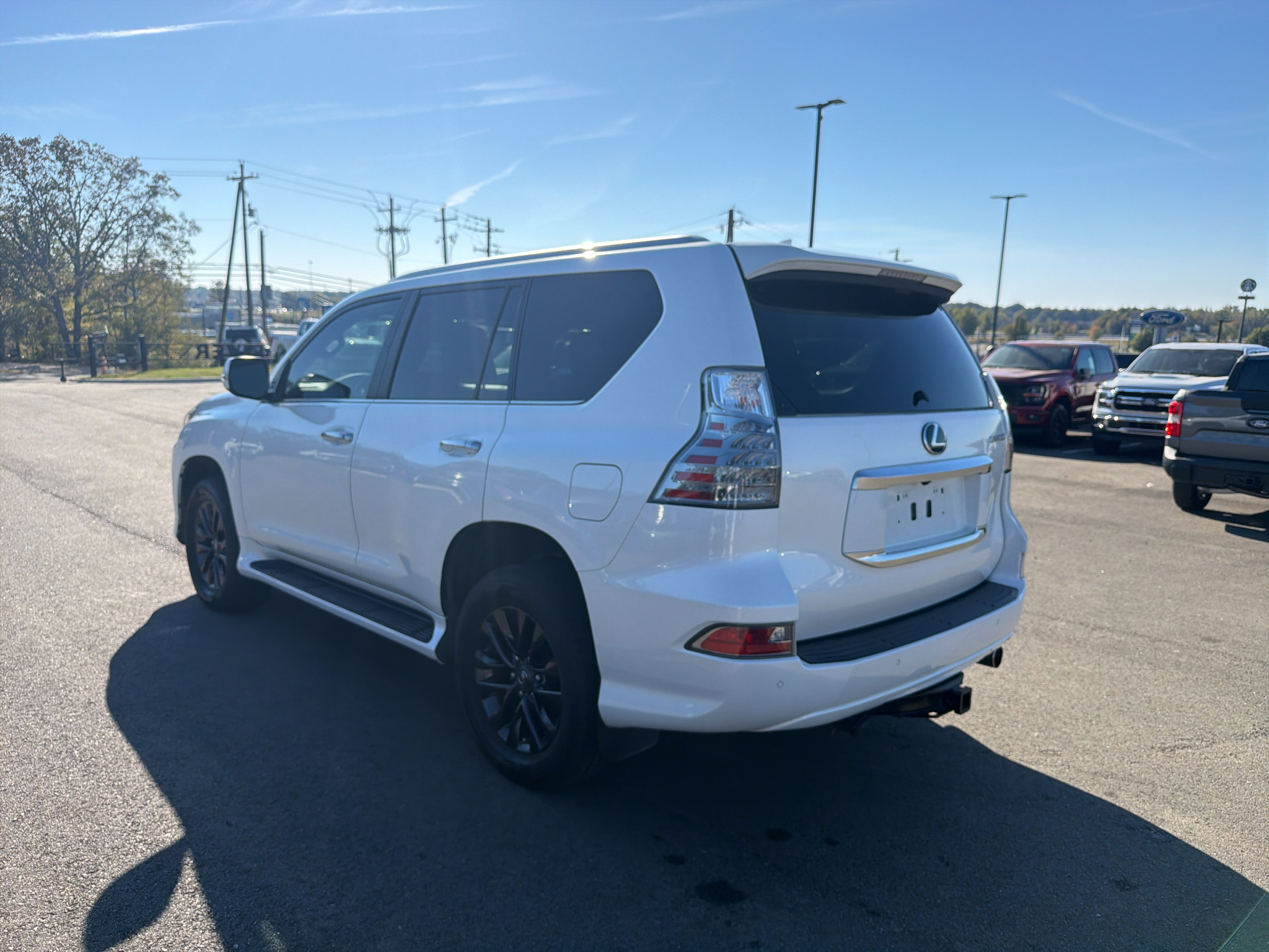 2022 Lexus GX 460 Premium photo 3