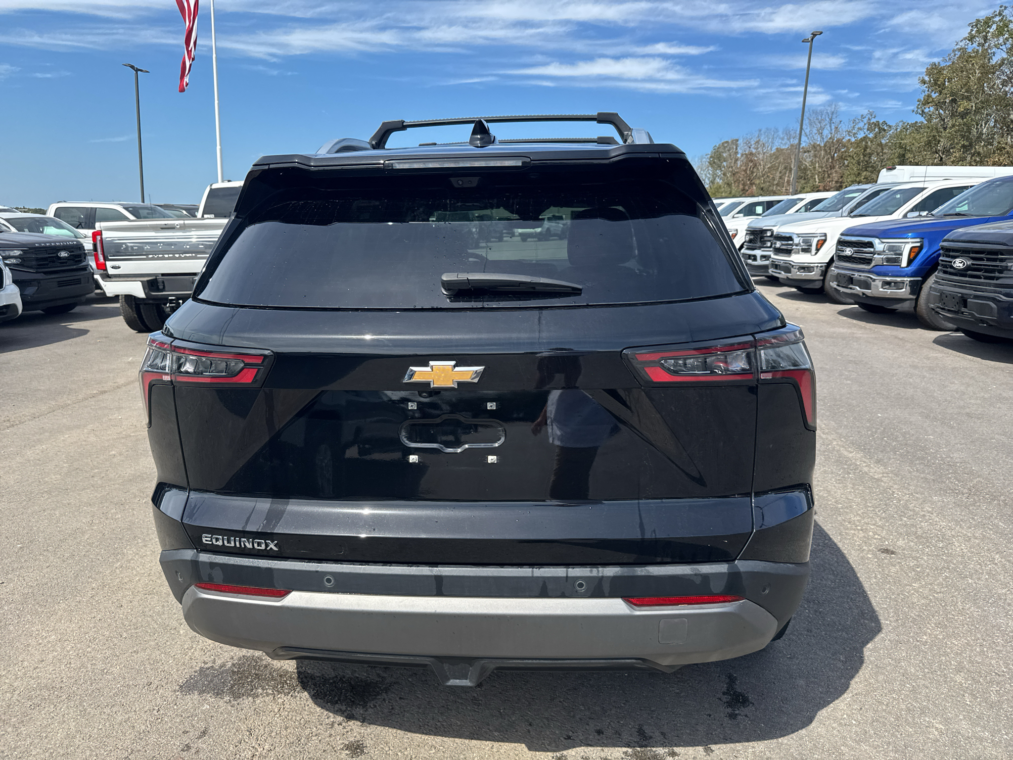 2025 Chevrolet Equinox FWD LT photo 6