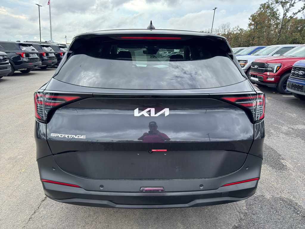2026 Kia Sportage LX photo 6