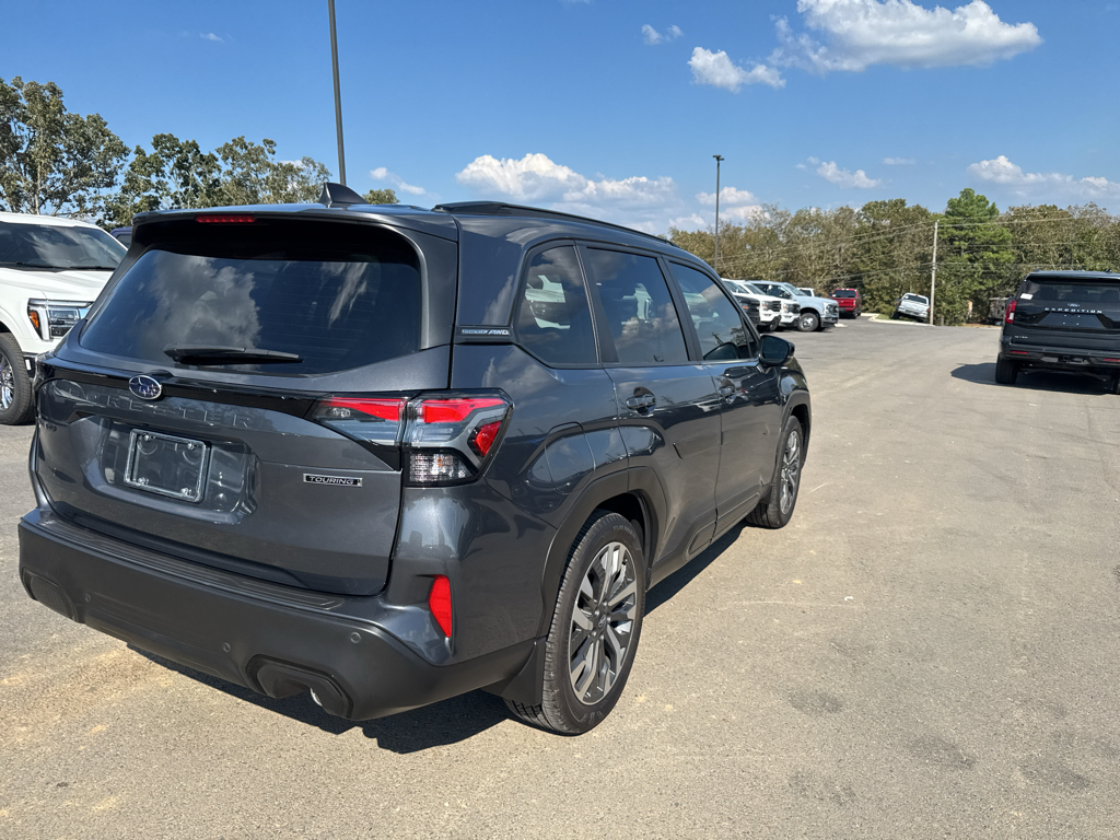 2025 Subaru Forester Touring photo 5