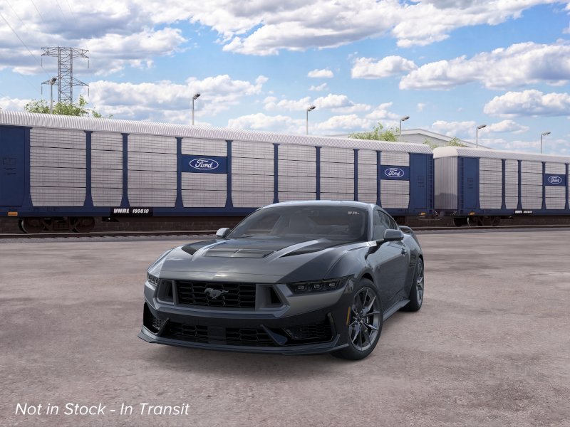 2026 Ford Mustang Dark Horse photo 2