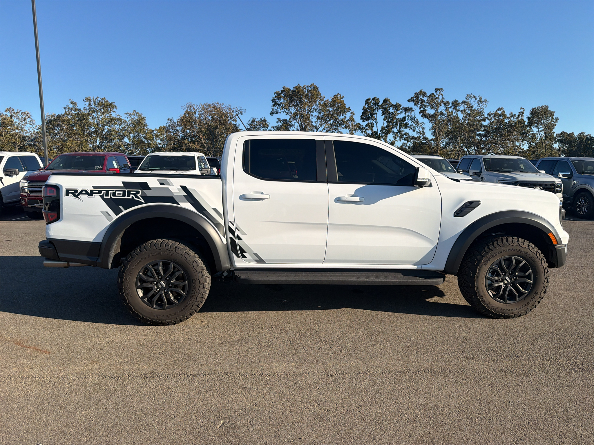 2025 Ford Ranger Raptor photo 6