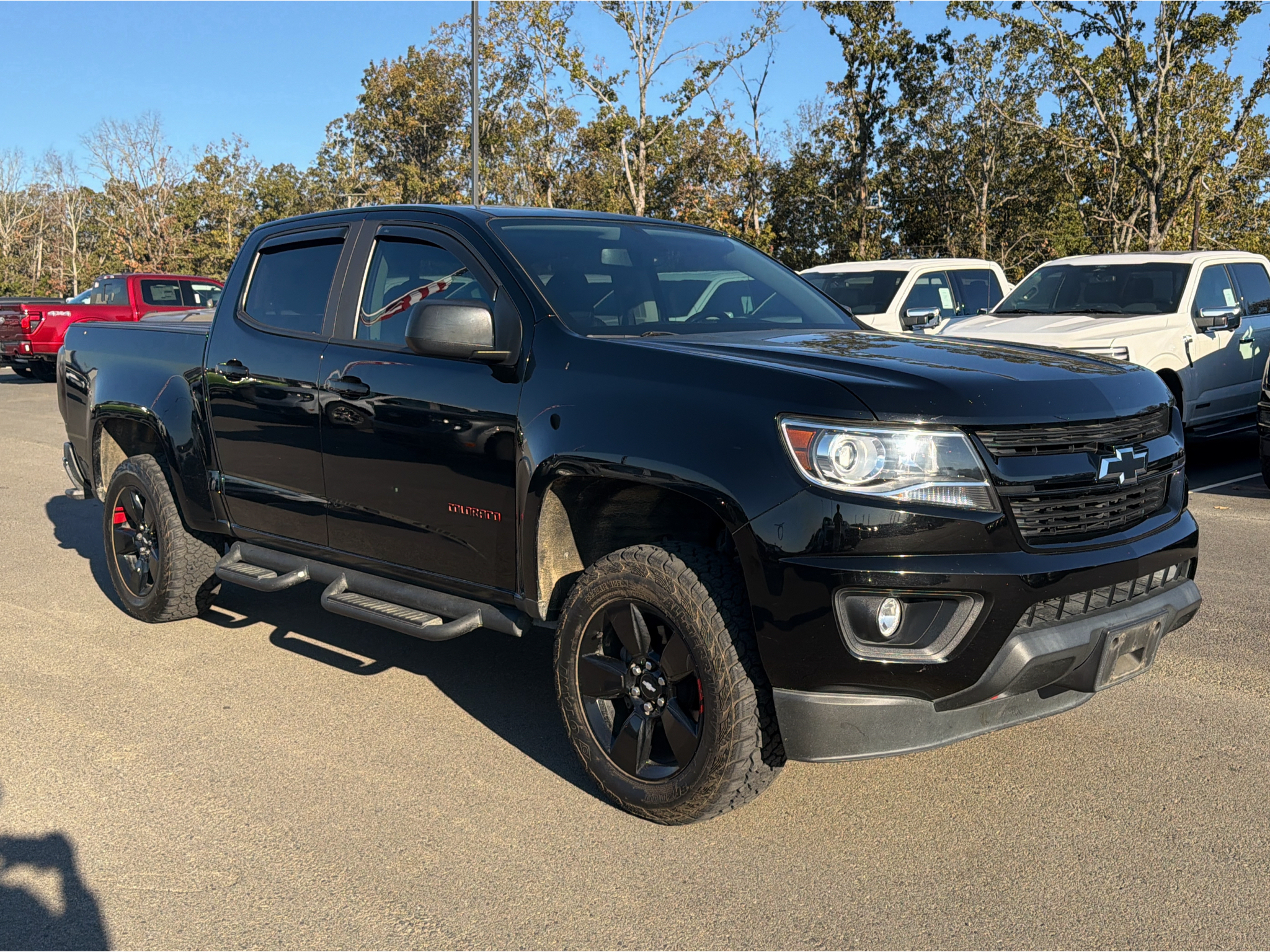 2019 Chevrolet Colorado 4WD LT photo 6