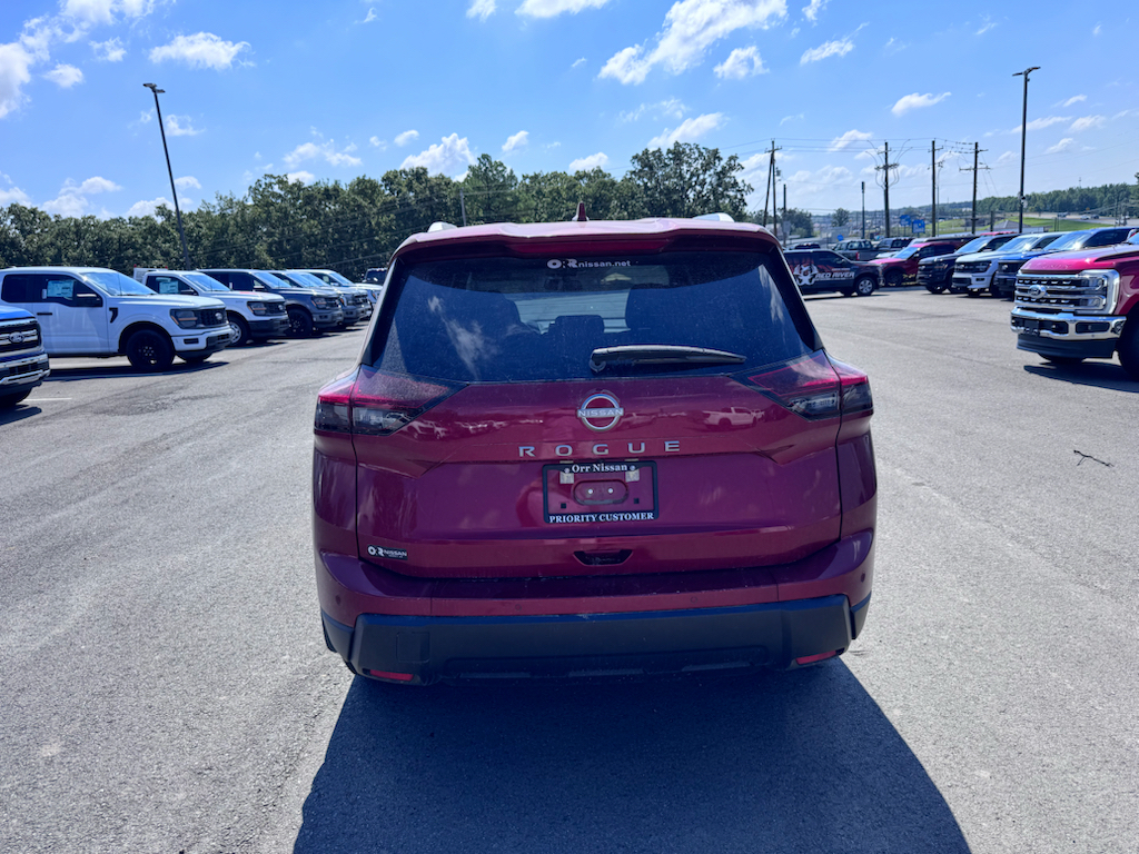 2026 Nissan Rogue SV photo 4